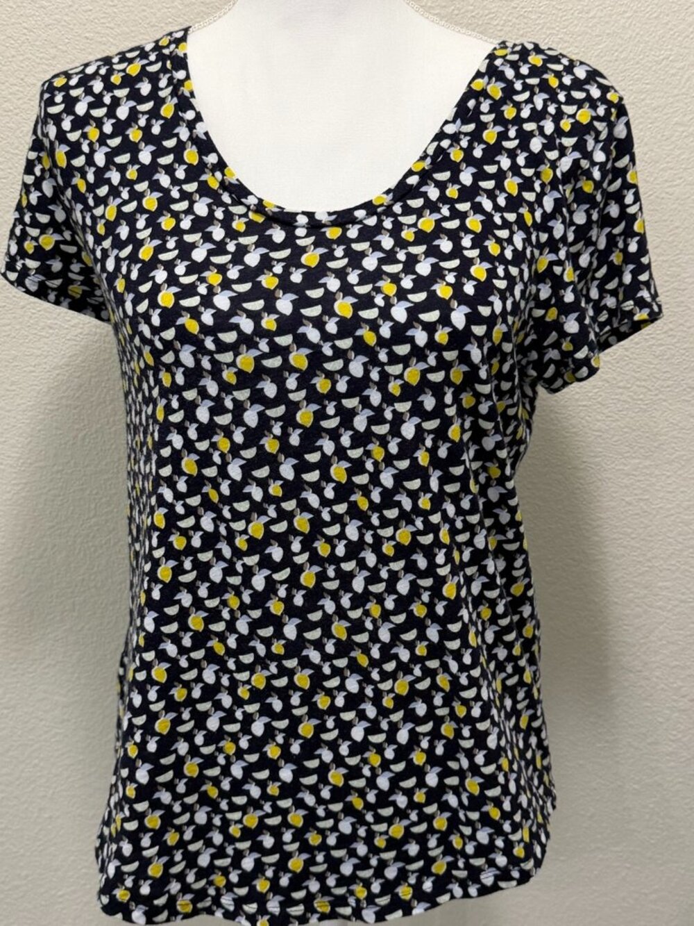Loft "vintage soft" navy short cap sleeve t-shirt, lemons and limes print, S